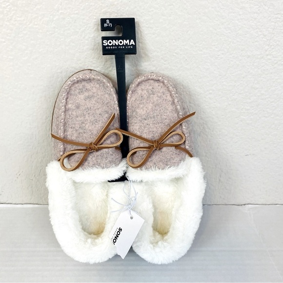 Sonoma Goods For Life Soft Pink Felt Moccasin Slippers Size 6/7 - Picture 1 of 7